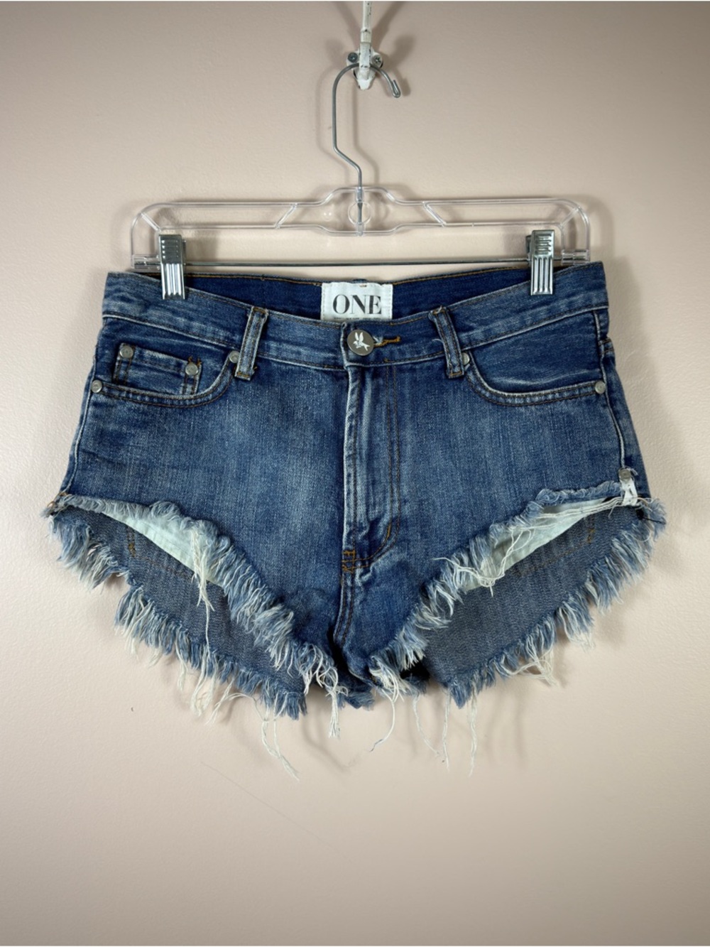 ONE TEASPOON womens size 25 Rollers low waist high rise raw hem denim shorts